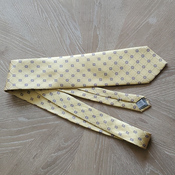 W.H. Belk Other - W.H. Belk necktie